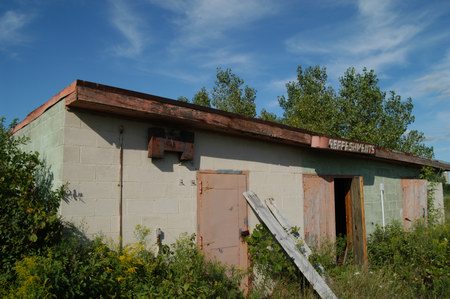 Burnside Drive-In Theatre - PROJECTION CONCESSION